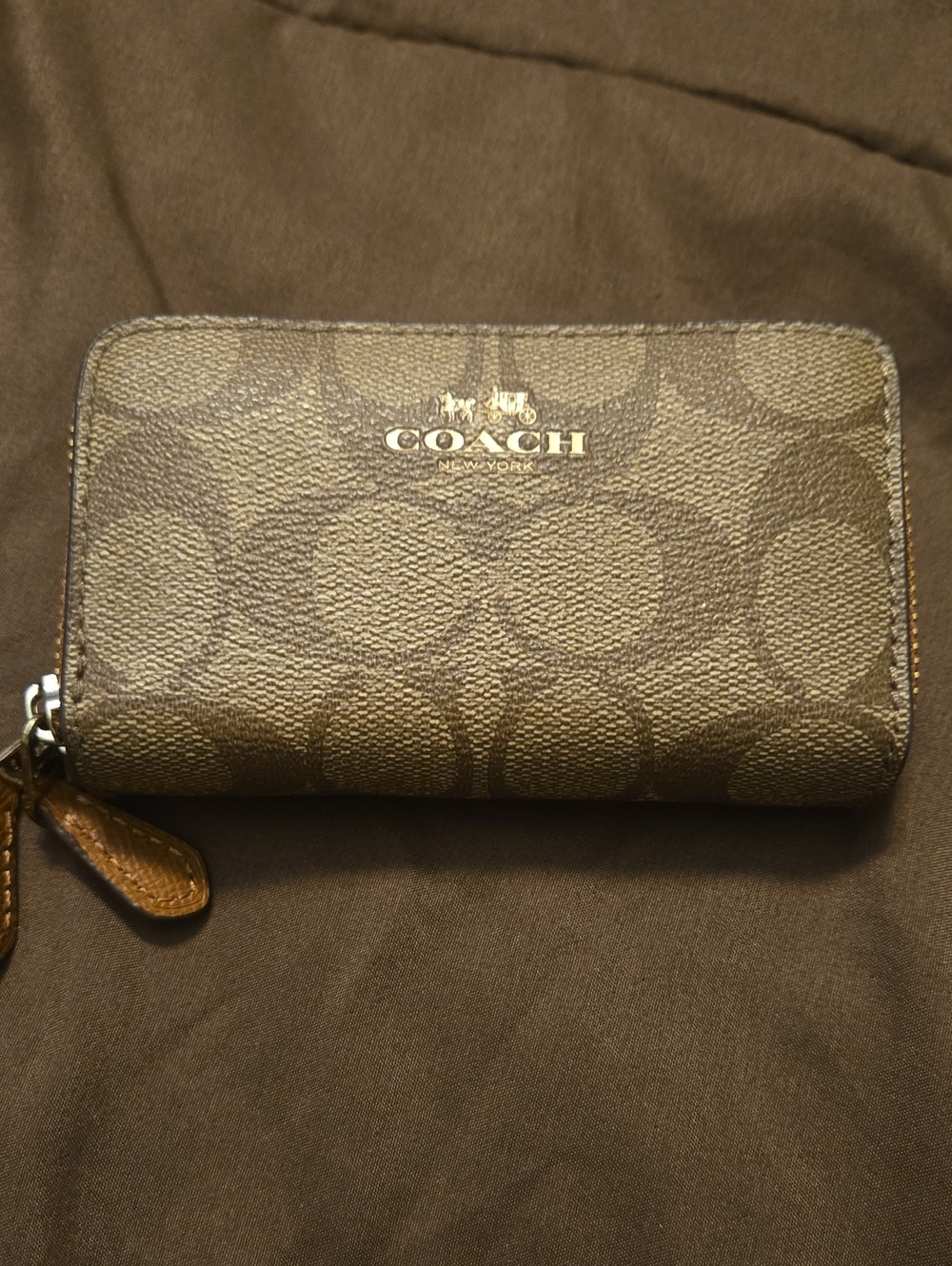 Coach Signature Monogram Zip Card Case in Brown